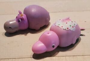 Lot of 2 Flipazoo Mini Animal Figures Toy 2 in 1 Hippo Giraffe Donut Strawberry